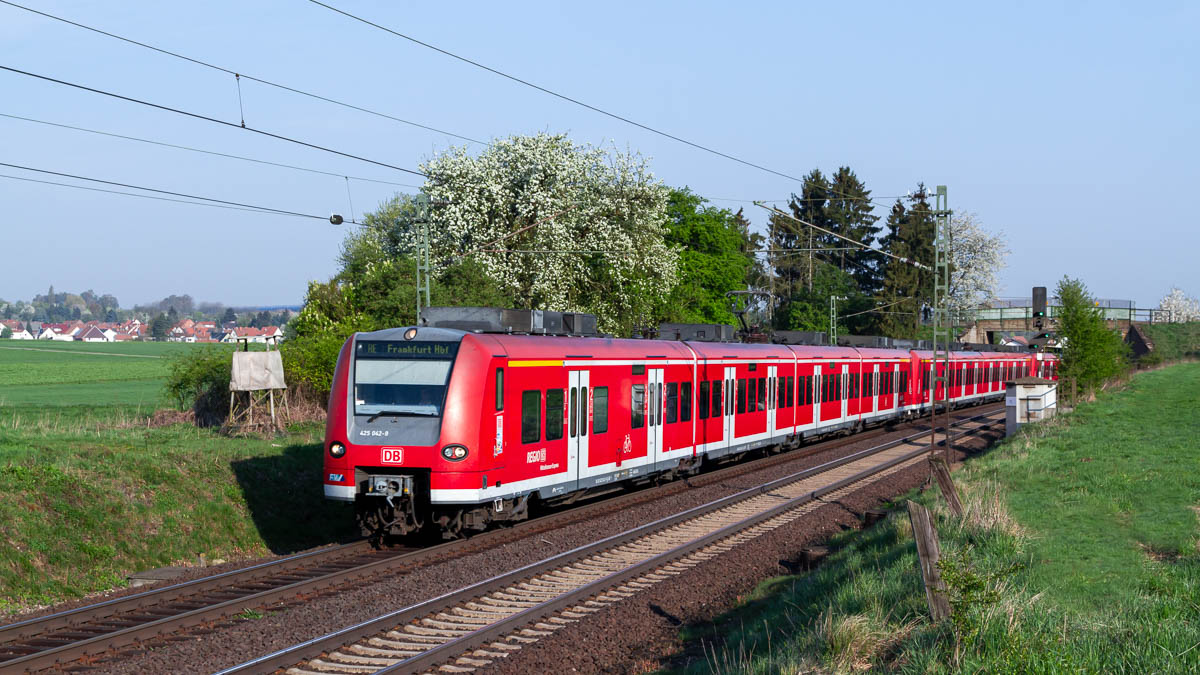 DB 425 042 Kirch Göns