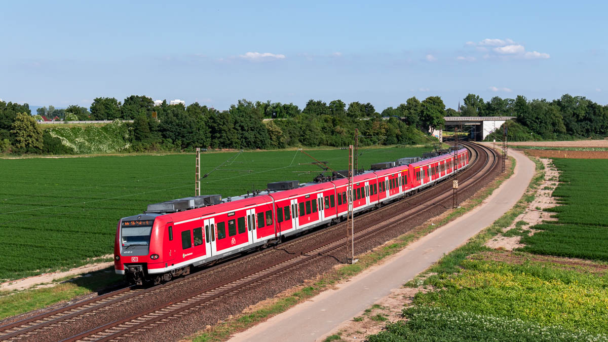 DB 425 021 Frankenthal Süd