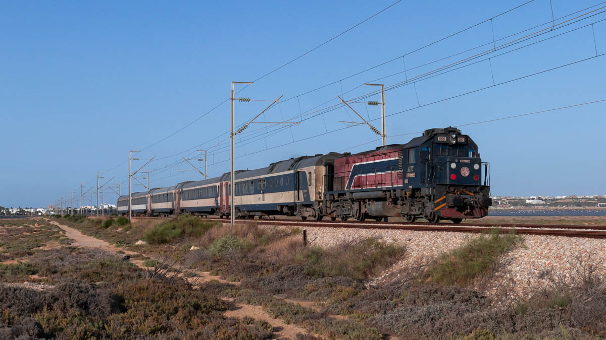 SNCFT 560 (EMD GT18B) Monastir