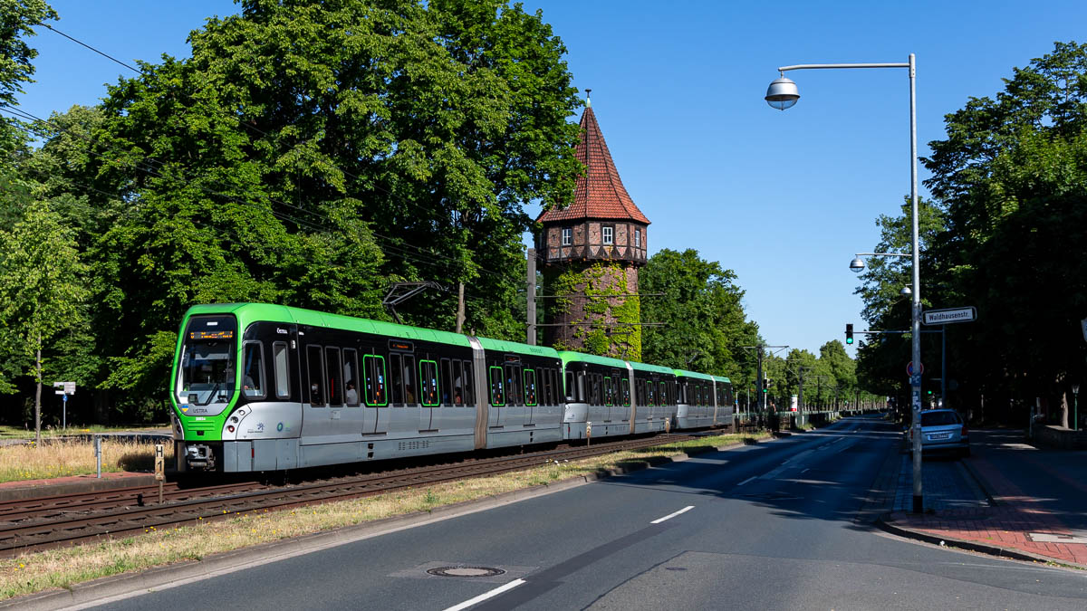 ÜSTRA 3083 (TW 3000) Döhrener Turm, Hannover