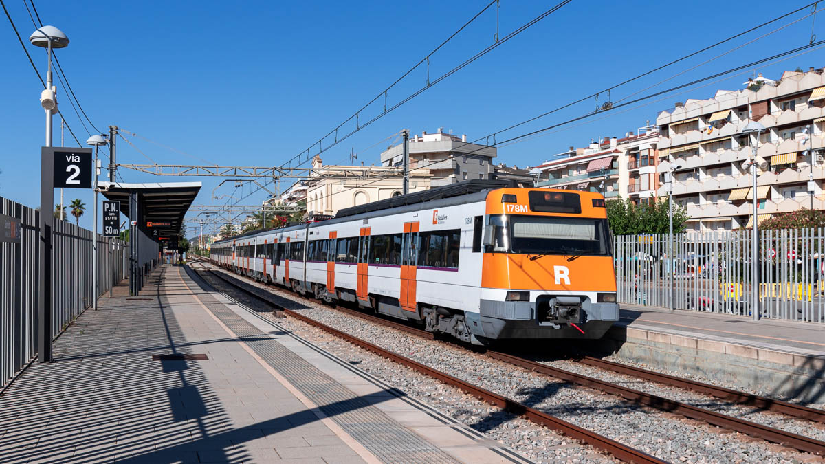 RENFE 447 178 Pineda de Mar