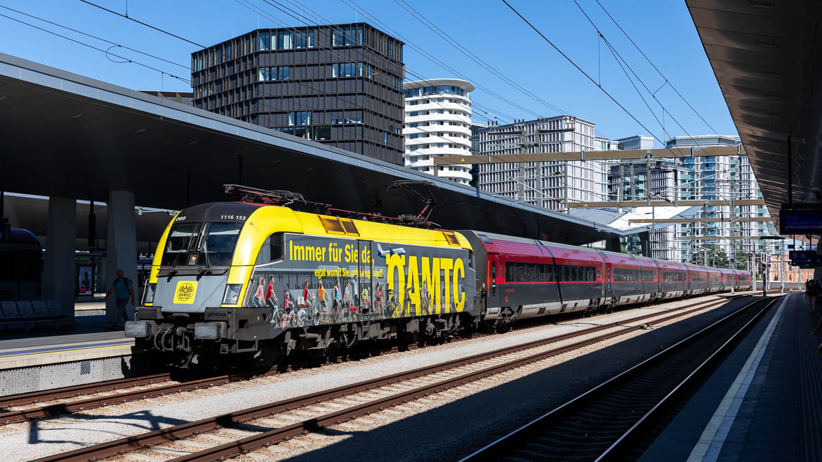 ÖBB 1116 153 Wien Hbf