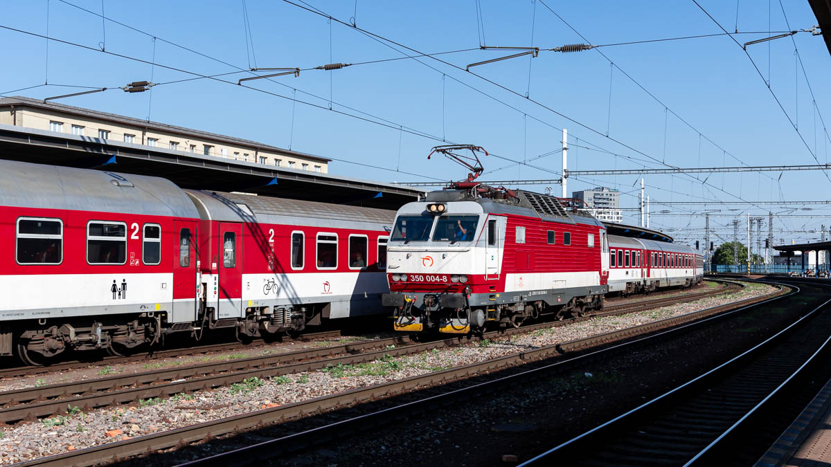 ZSSK 350 004 Bratislava hl.st.