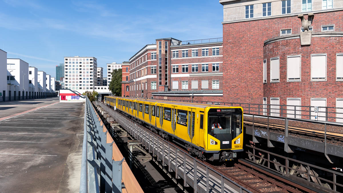 BVG 1004 (Typ HK00) Gleisdreieck, Berlin