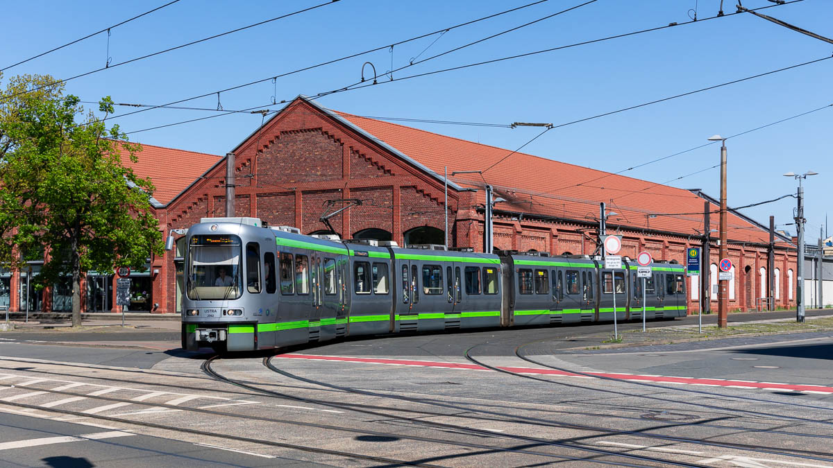 ÜSTRA 2562 (TW2000) Buchholz/Betriebshof, Hannover