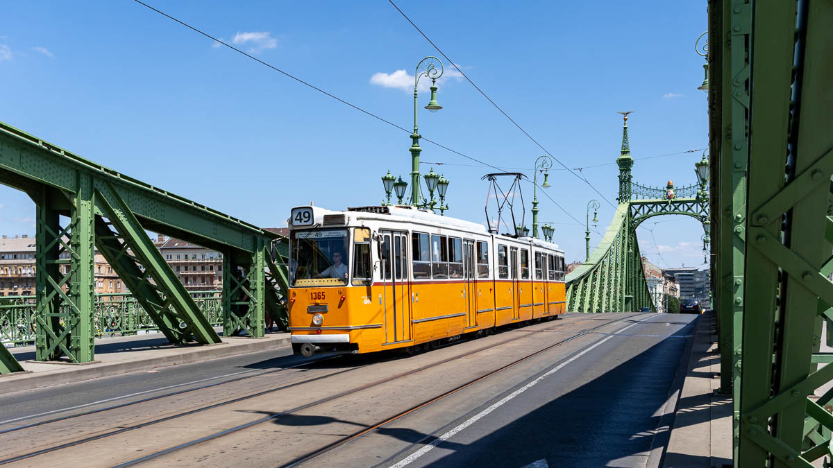 BKV 1365 (Typ ICS) Szabadság híd, Budapest