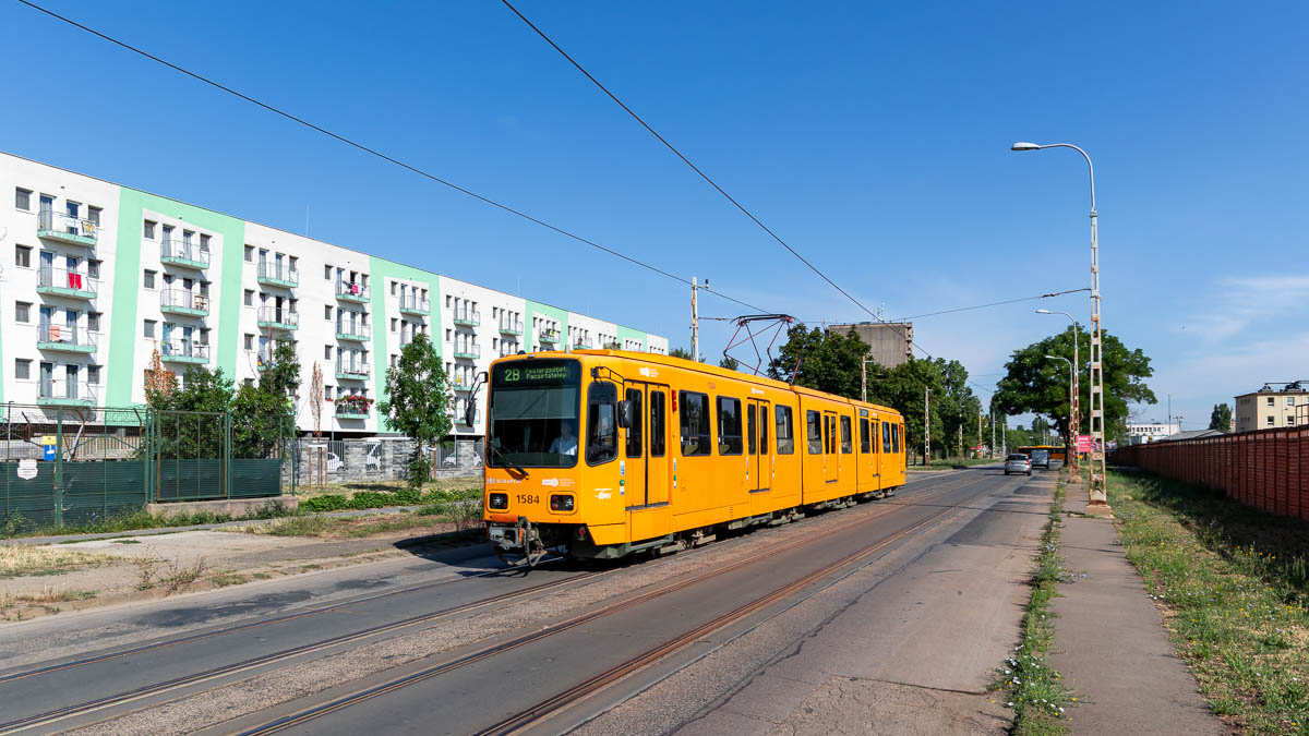 BKV 1584 (Typ TW6000) Illatos út, Budapest