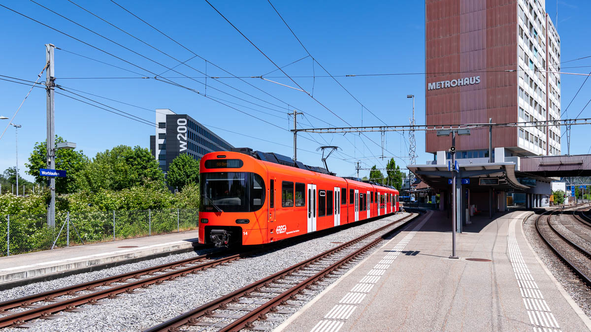 S-Bahn Bern - RBS 14 (Be 4/10 Worbla) in Worblaufen  (Schweiz)
