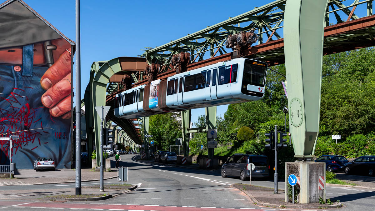 Schwebebahn Wuppertal: WSW 12 in Wuppertal, Zoo/Stadion