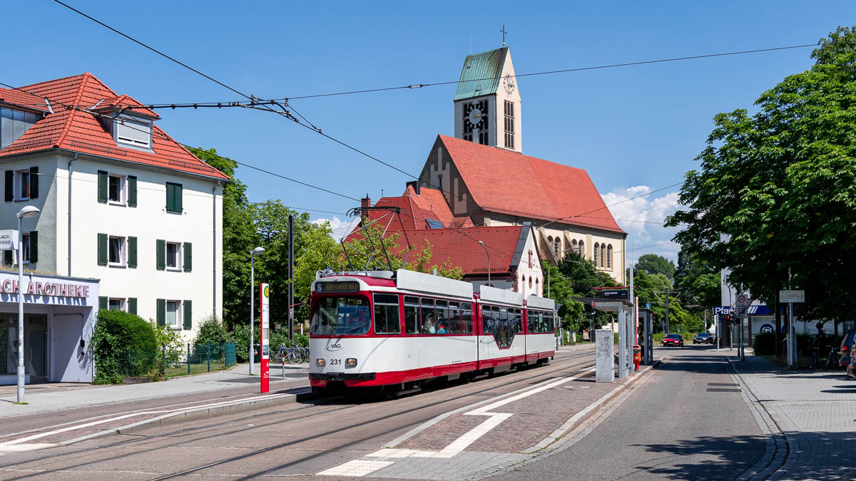 Straßenbahn Freiburg i.Br.: VAG 231 in Freiburg i.Br., Scherrerplatz