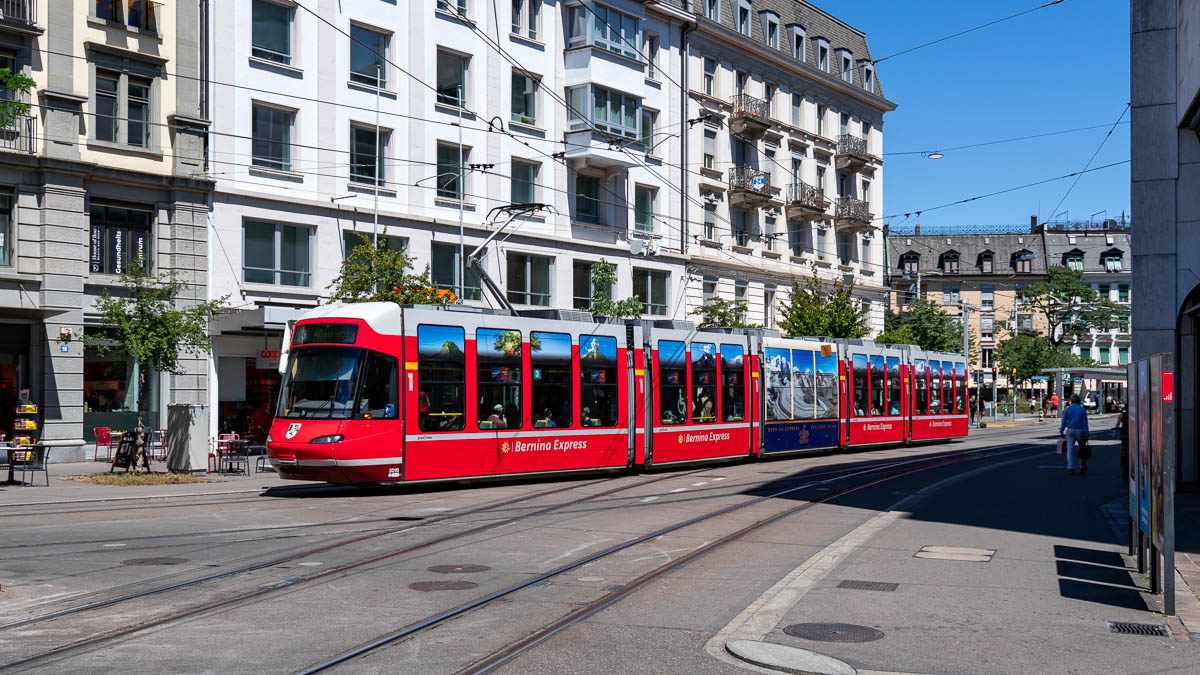 Straßenbahn Zürich: VBZ 3019 in Zürich, Zweierplatz