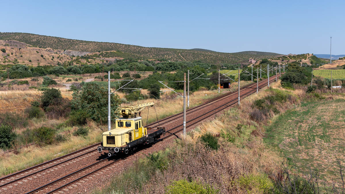 Bahn in Bulgarien: NRIC ДГку/5-4554 in Kamenni Karieri