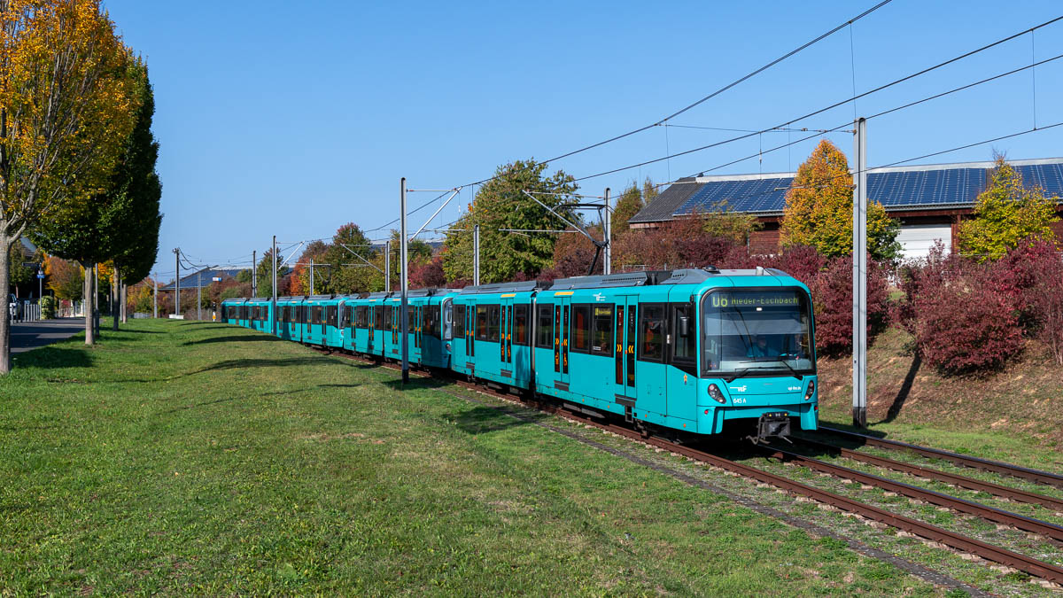 U-Bahn Frankfurt a.M.: VGF 645 in Frankfurt a.M., Riedberg