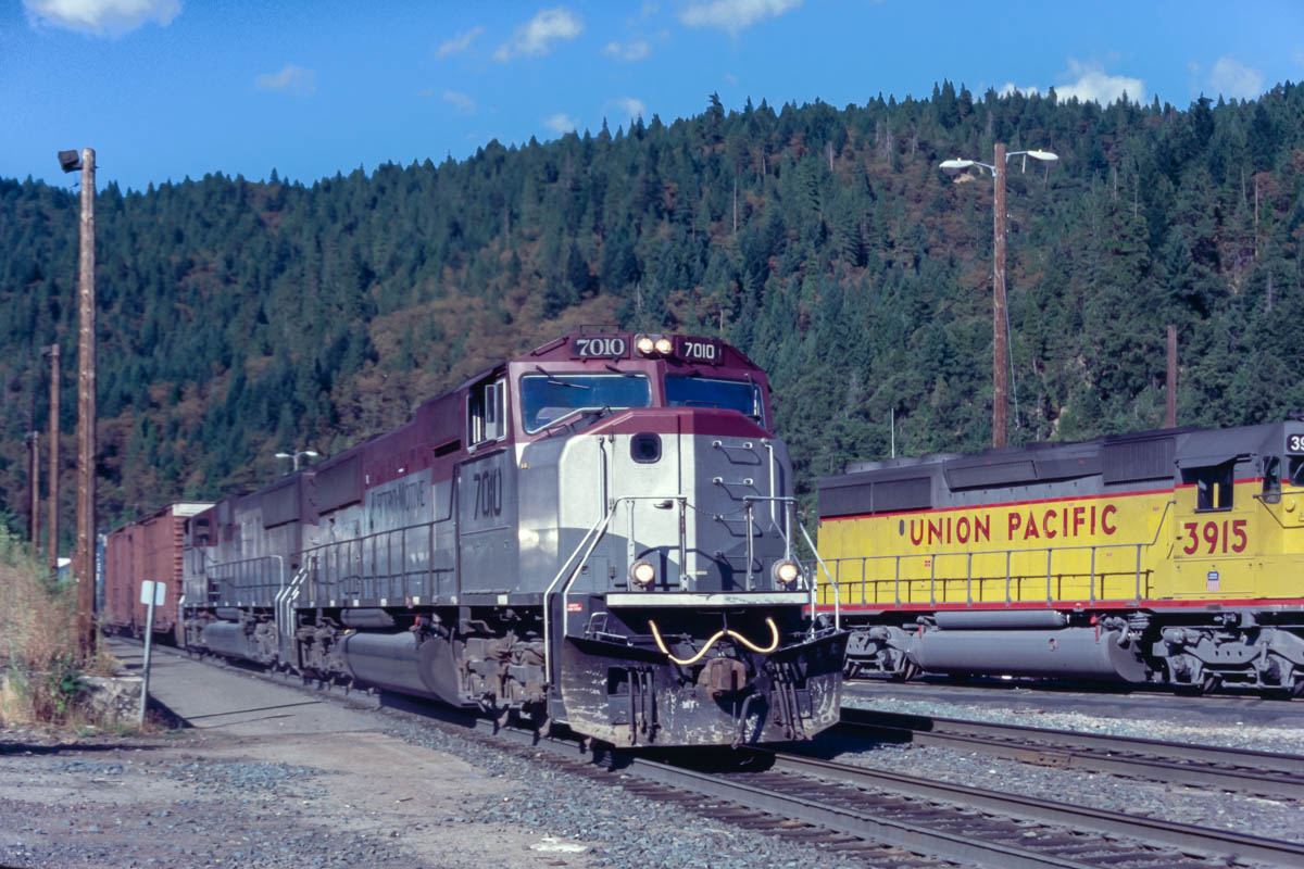 EMDX 7010 (EMD SD70M) Dunsmuir, CA